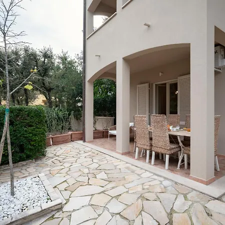 Zefiro Apartments San Vincenzo Exterior foto